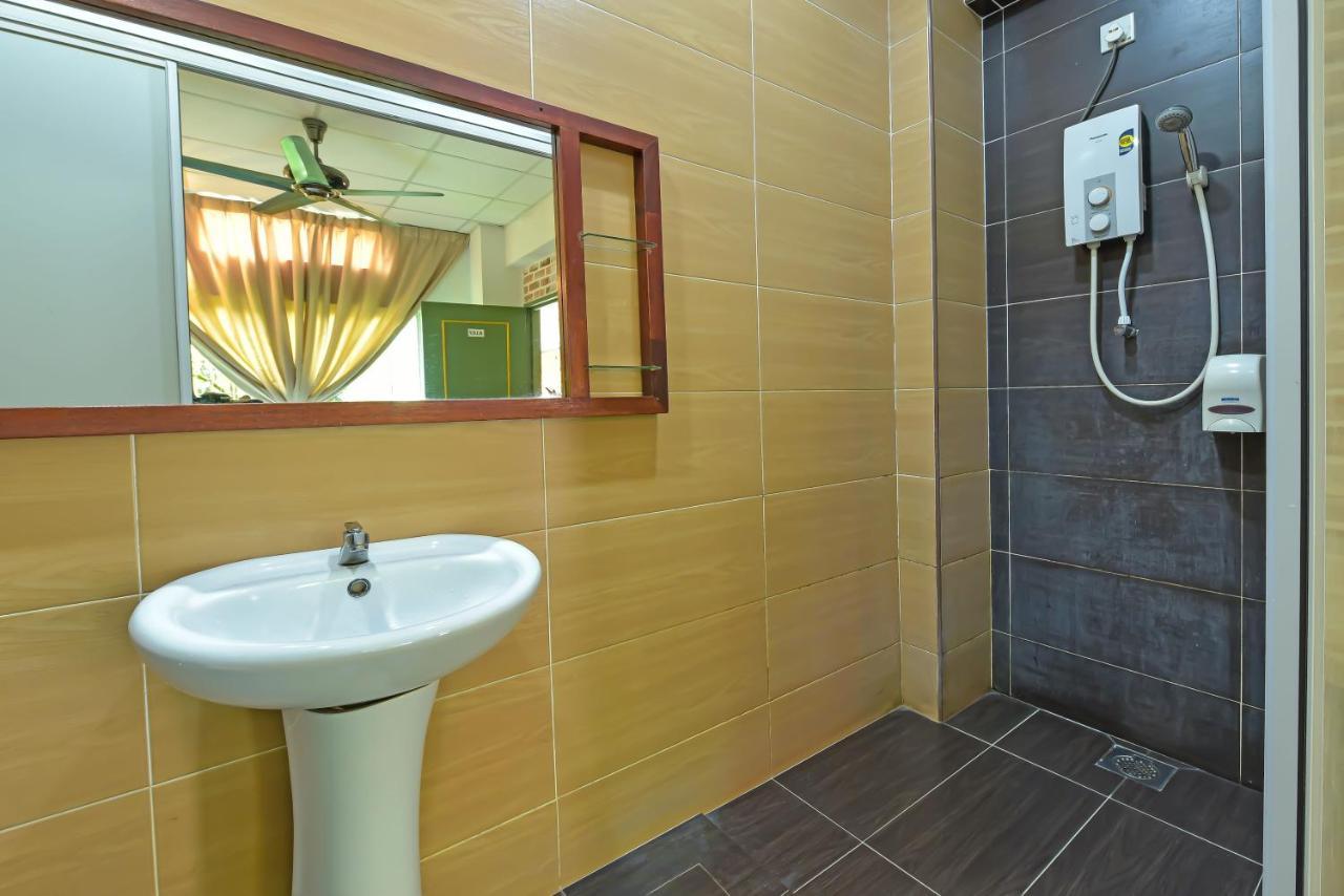 Capital O 90754 Gopeng Inn ايبوه المظهر الخارجي الصورة