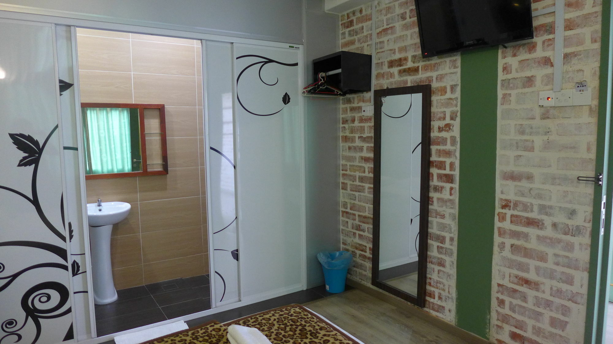 Capital O 90754 Gopeng Inn ايبوه المظهر الخارجي الصورة