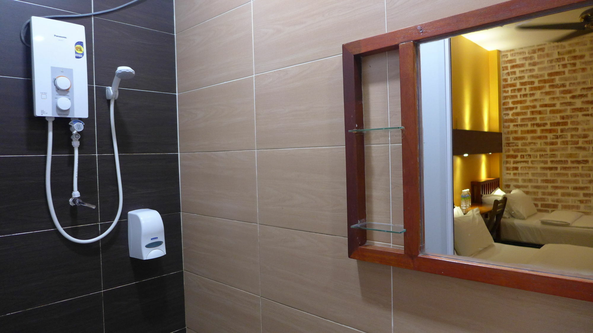 Capital O 90754 Gopeng Inn ايبوه المظهر الخارجي الصورة